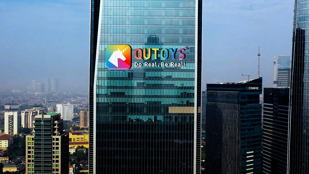 QUTOYS realistic adult toys and intimate products